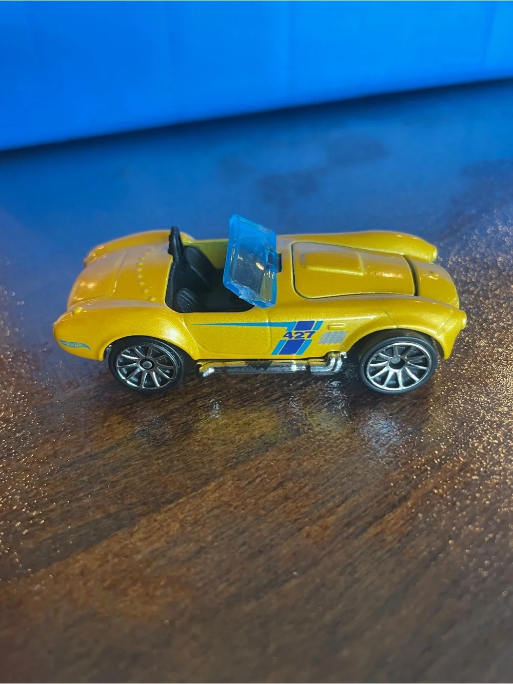 1982 Hot Wheels Shelby Cobra  427  Hood opens 1;64